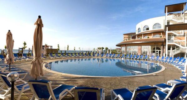 SOL Luna Bay – 2