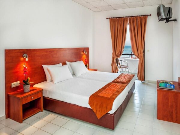 Dolphin Beach 2 Dolphin Beach 2