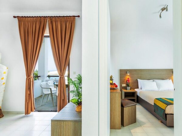 Dolphin Beach 7 Dolphin Beach 7