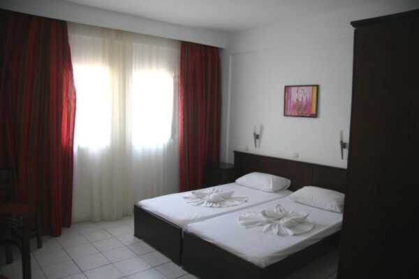 Naias Beach 10 Naias Beach 10