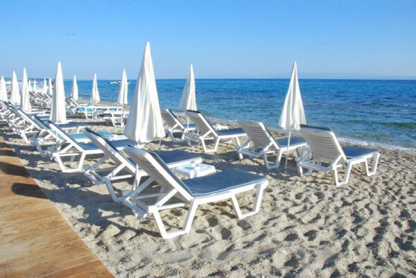 Naias Beach 8 Naias Beach 8