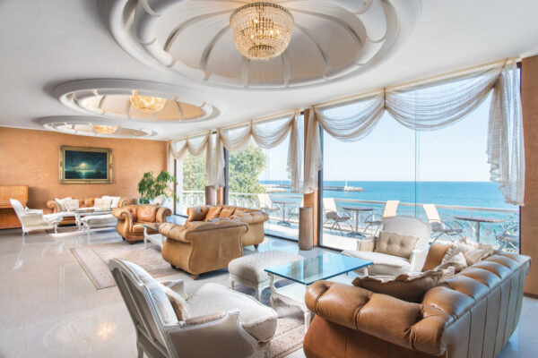 lobby bar(1)