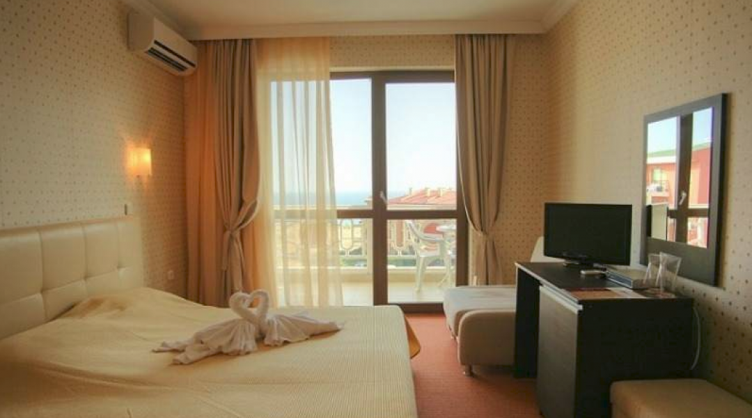 7_62825850b00ab_xlarge 7_62825850b00ab_xlarge